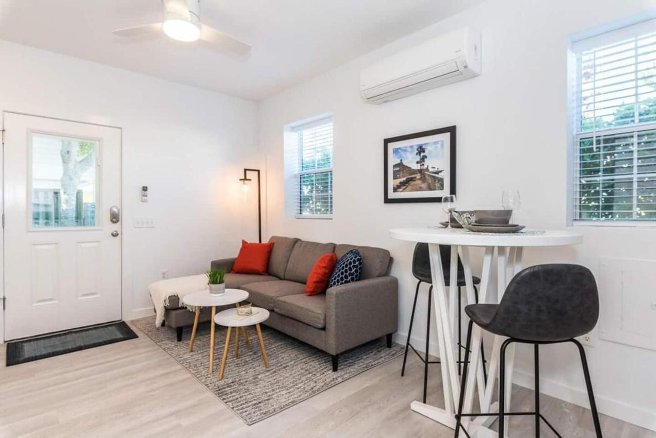 The At Old Mission Walking Distance To Downtown And Onsite Parking Apartment *