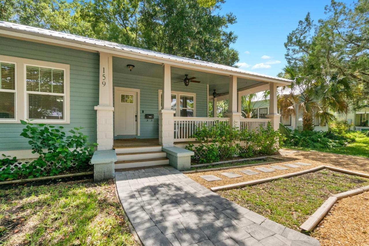 Oneida Charmed - Historic W Modern Flair