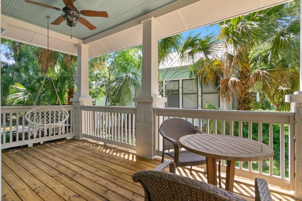 Oneida Charmed - Historic W Modern Flair