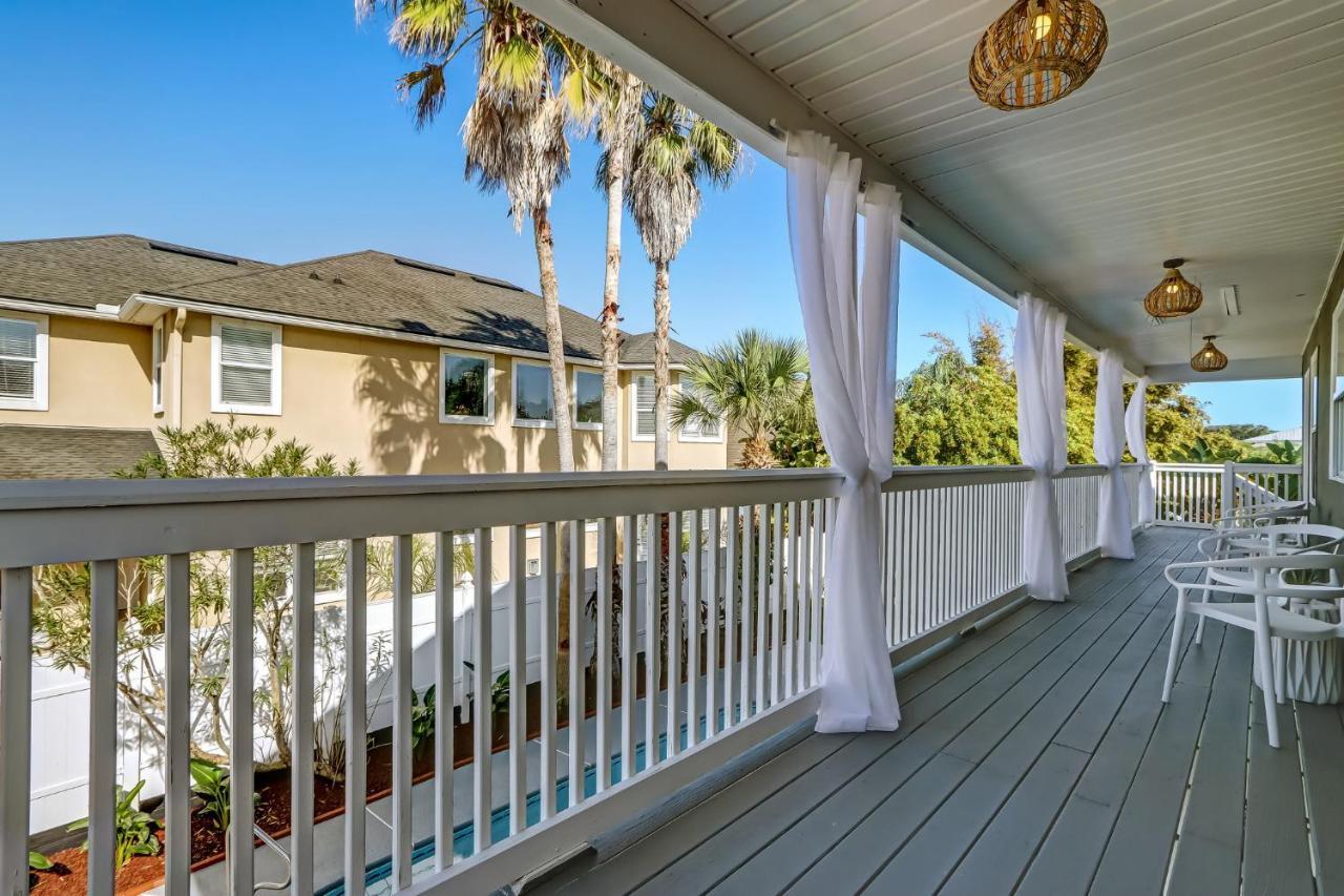 Coastal Heated Pool Walk To Holiday home *