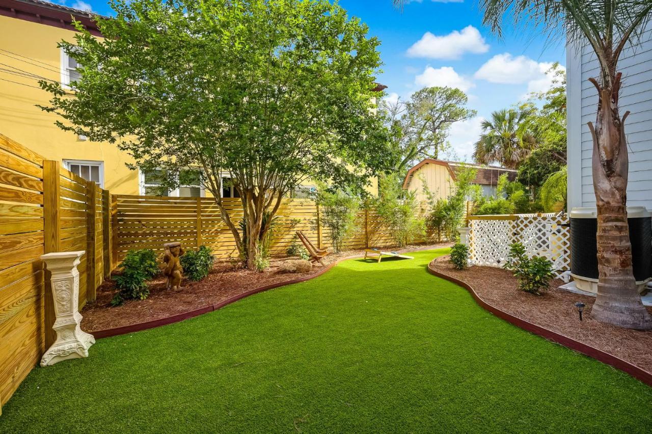 Holiday home The Gatsby Mansion Heated Pool Heart Of Town *