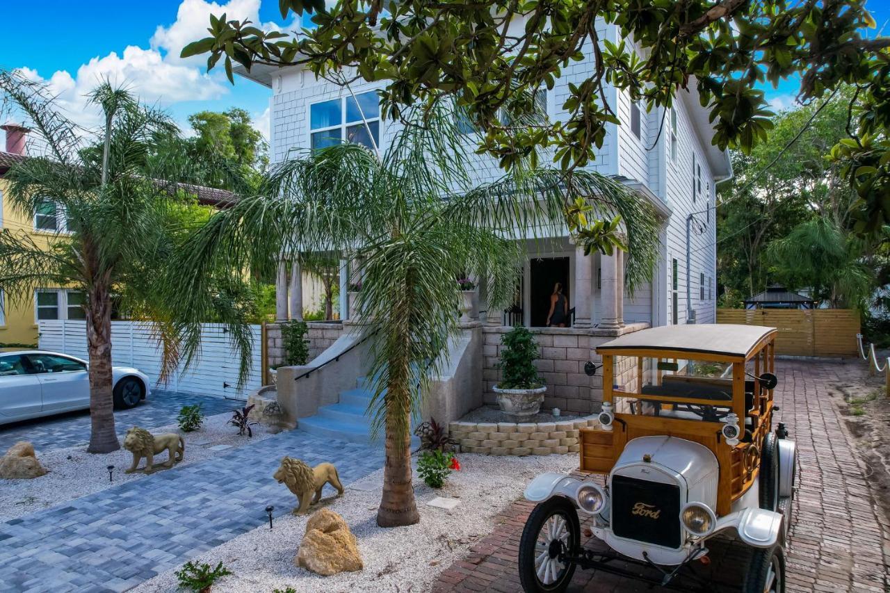 The Gatsby Mansion Heated Pool Heart Of Town Holiday home *