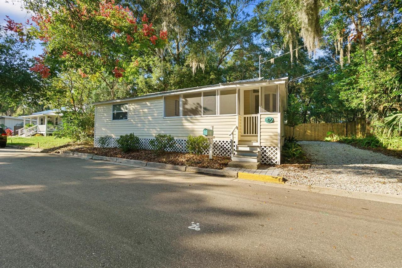 The Garden - Pet Friendly & 5 Mins To Town Holiday home St. Augustine