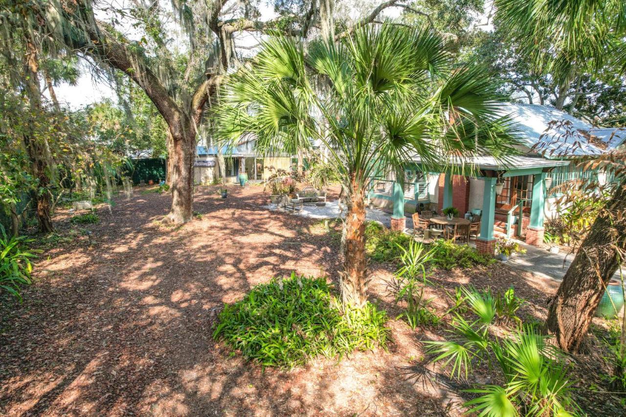Casa de férias 8 Park- Dog Friendly Outdoor Oasis Mins To