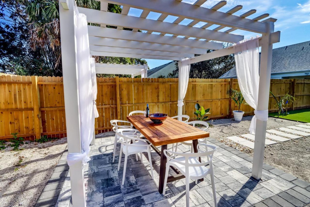 Olas Cabana- Close To & Restaurants Holiday home