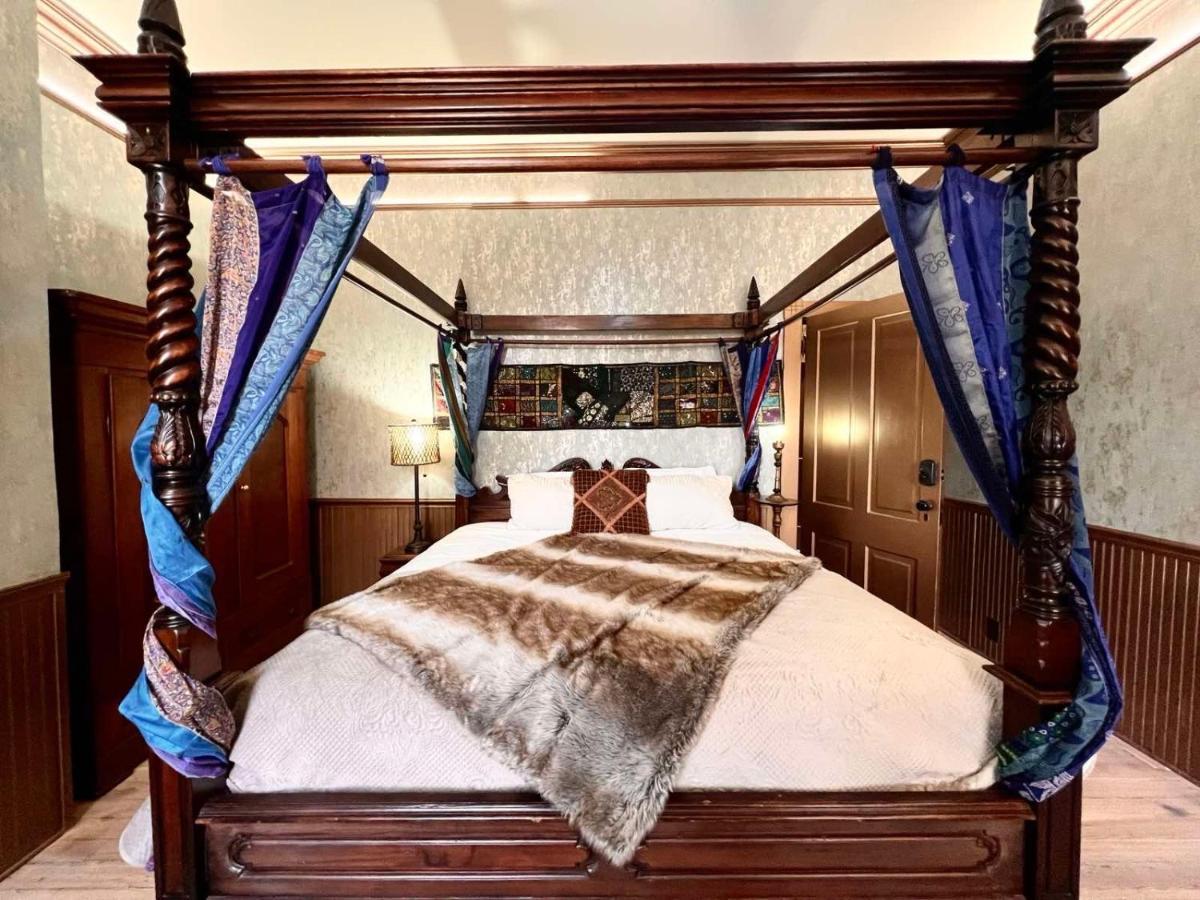 1001 Nights Historic Adults Only Saint Augustine