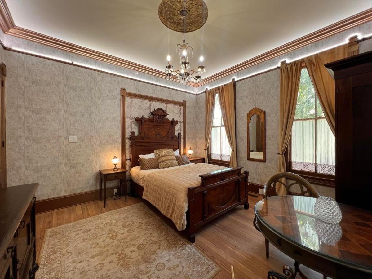1001 Nights Historic Adults Only Acomodação com café da manhã 