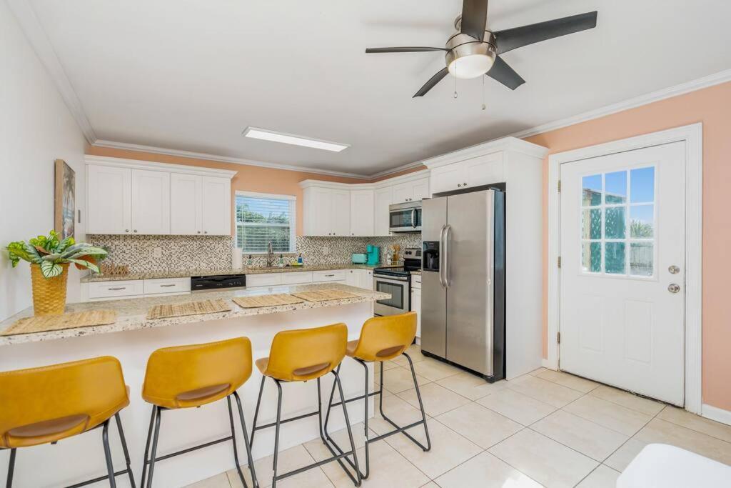 Crescent Bungalow B * Saint Augustine