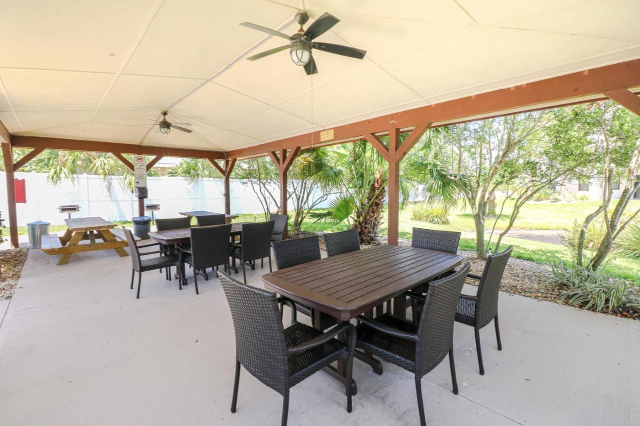 Ocean Village Club J26 *