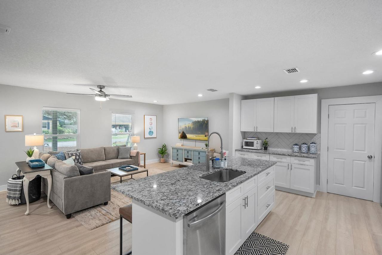 Renovated King Bed Game Hot Tub Dogs Ok Holiday home St. Augustine