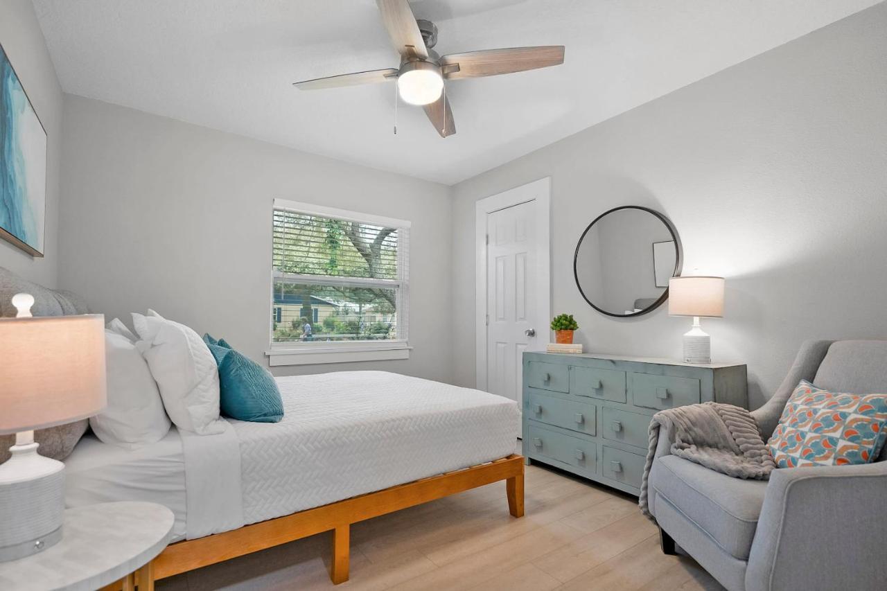 Holiday home Renovated King Bed Game Hot Tub Dogs Ok *