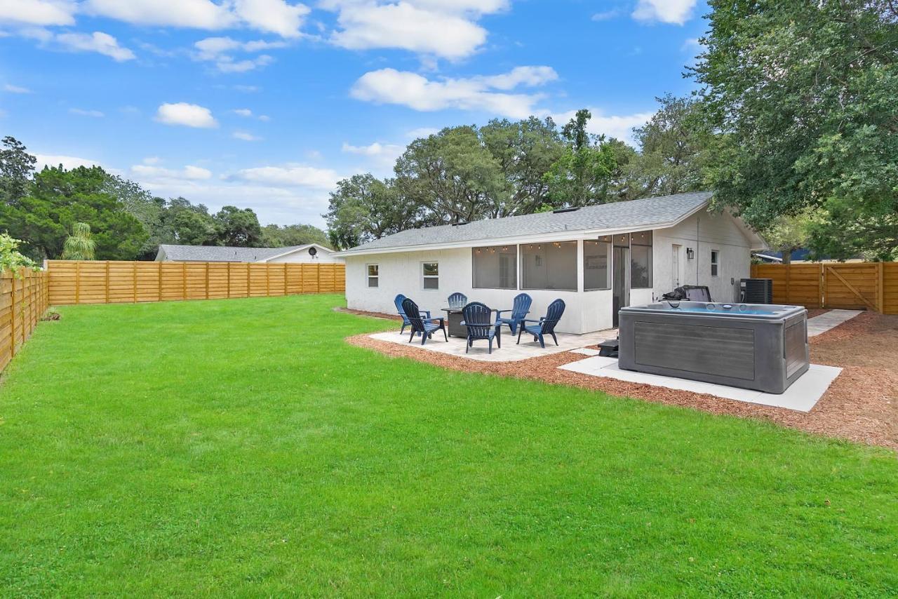 Renovated King Bed Game Hot Tub Dogs Ok Holiday home