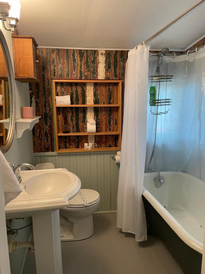 Holiday home 3br/3ba Charming Key West Style In Downtown