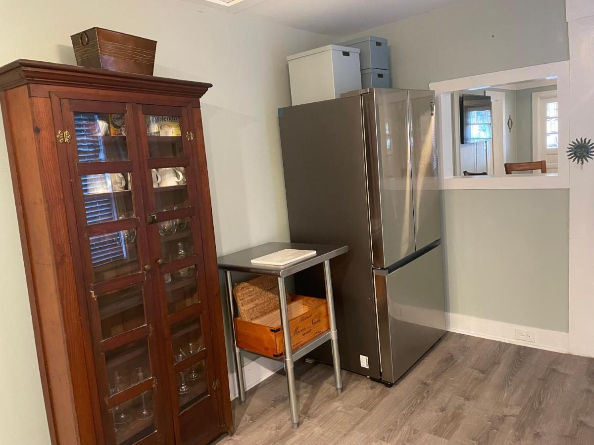Holiday home 3br/3ba Charming Key West Style In Downtown