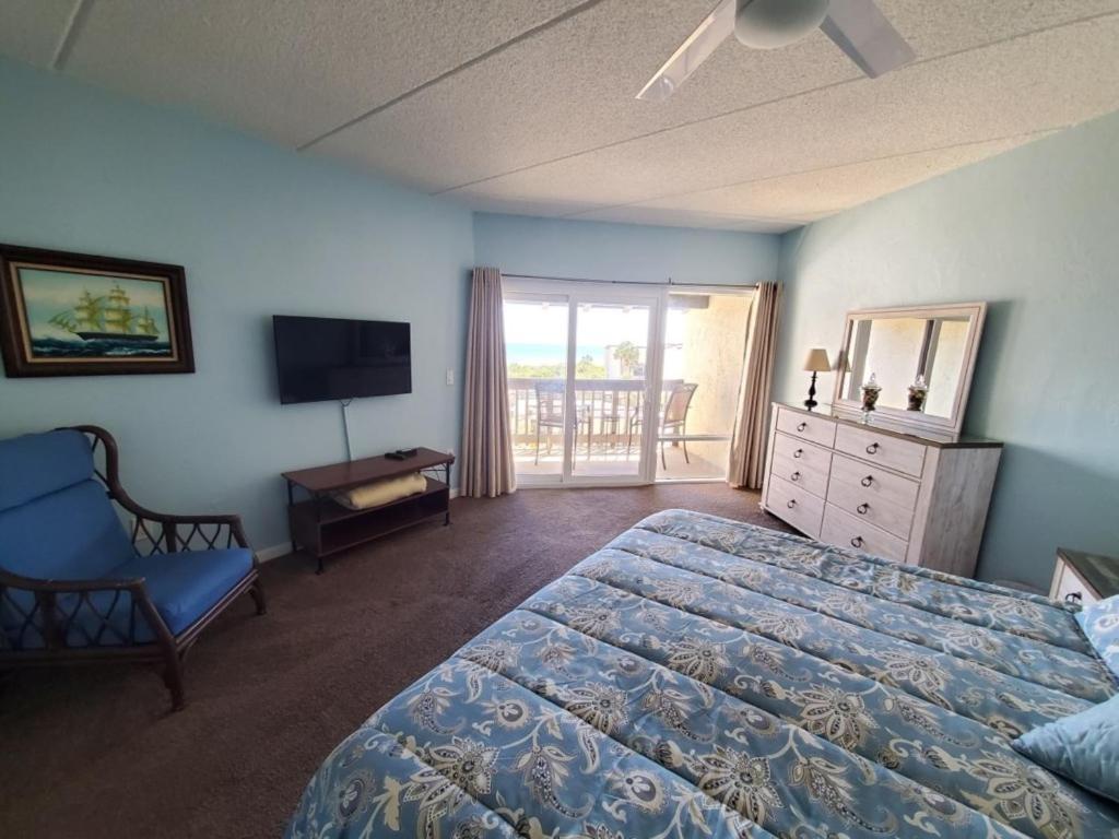 Island House D222