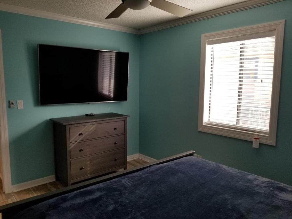 Holiday home 206 On 10th St - *
