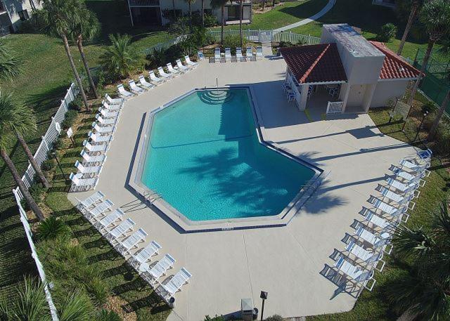 P26 - Ocean Village Club