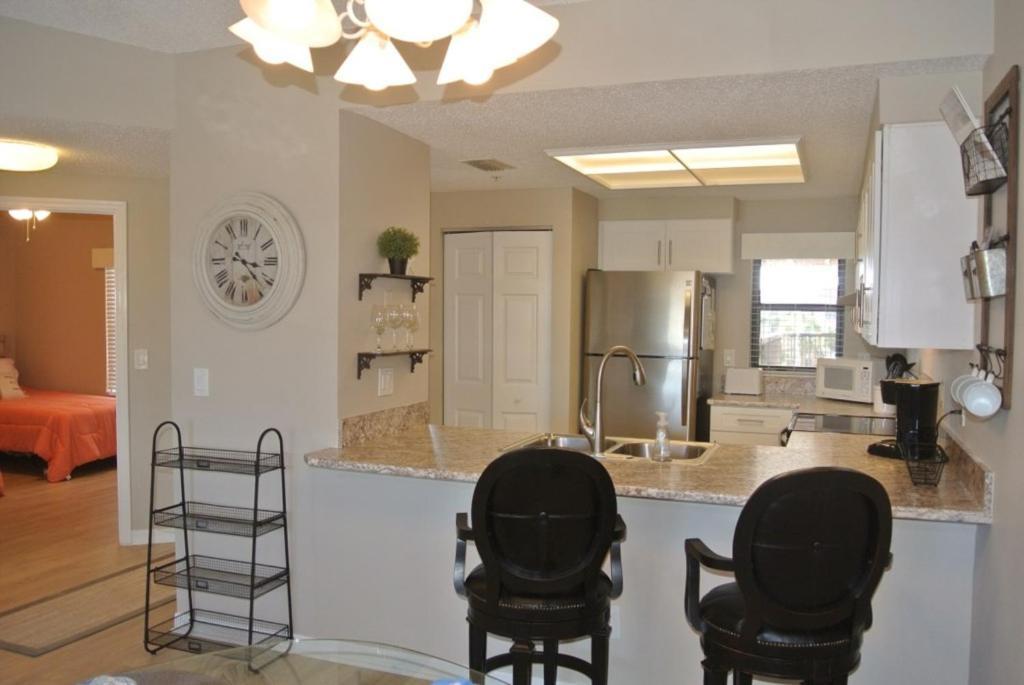 I33 - Ocean Village Club *