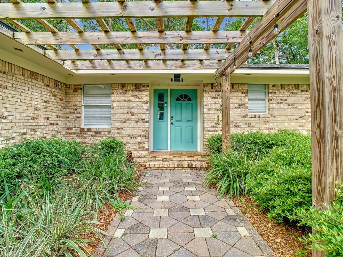 Holiday home Take A Stroll By The Park - Pet And Family Friendly *
