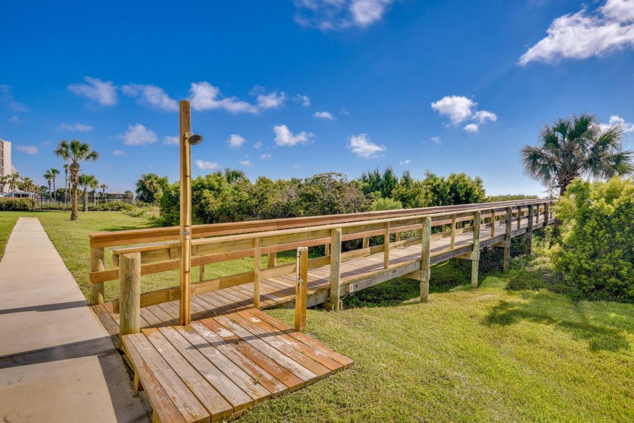Beachfront St Augustine Condo, Stunning View Apartment *