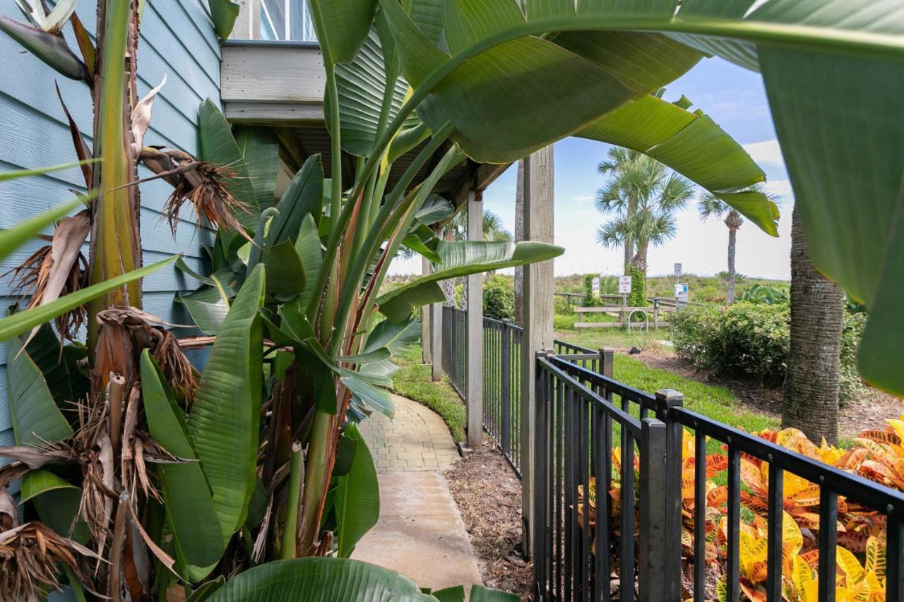 Sea Glass - An Oceanfront Experience Holiday home