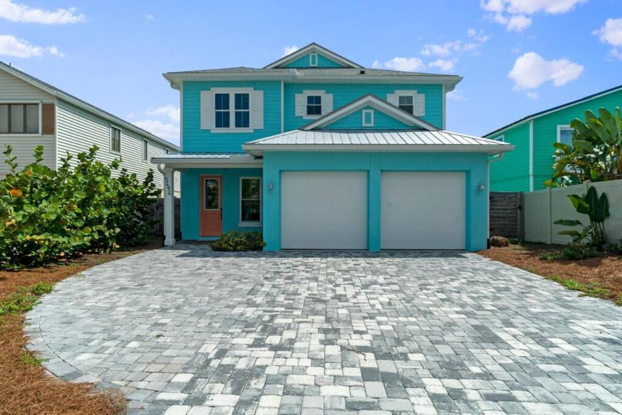 Just Beachy Spectacular Oceanfront With Heated Pool