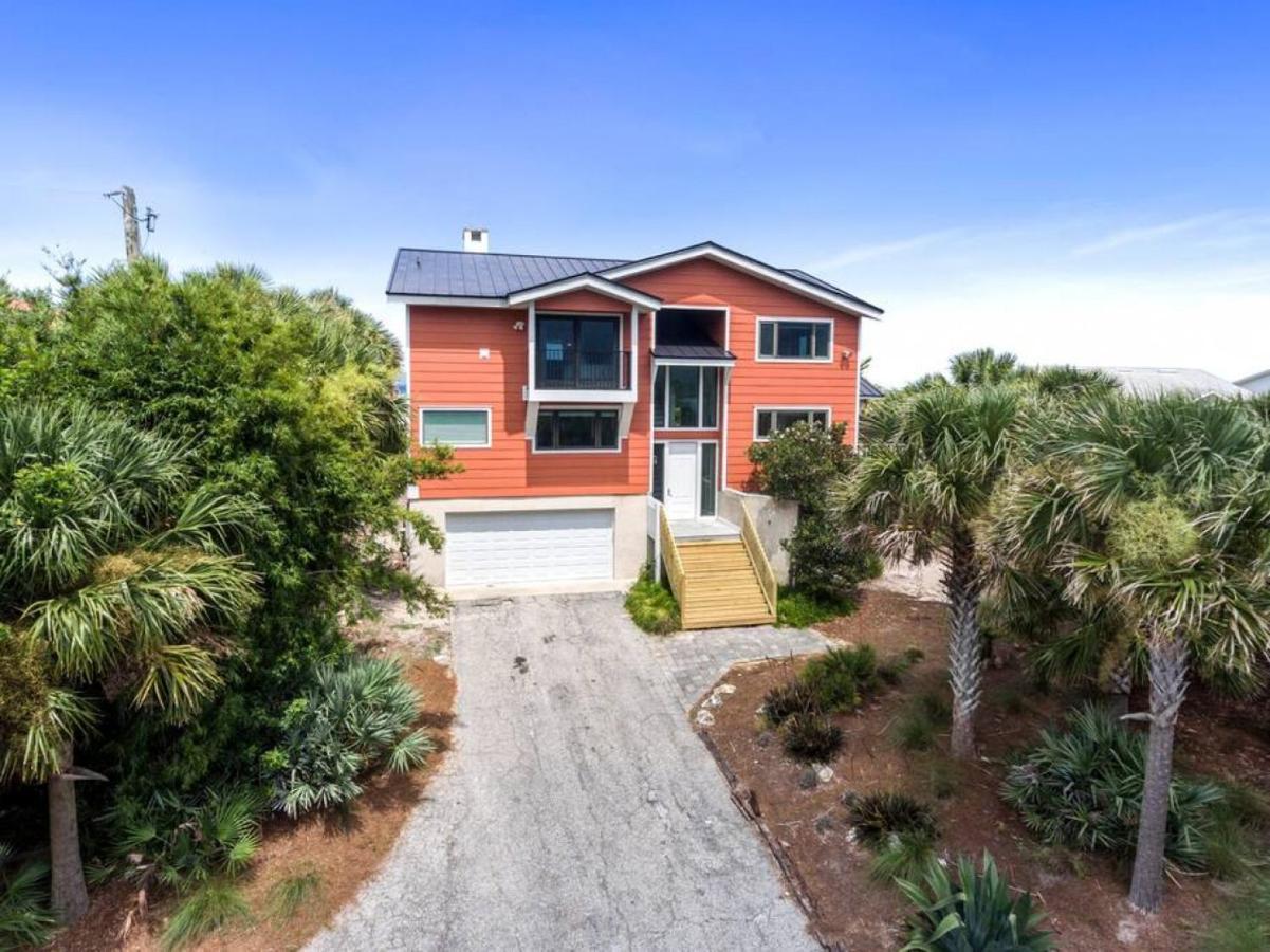 Crescent Lookout Oceanfront With Panoramic Views Holiday home