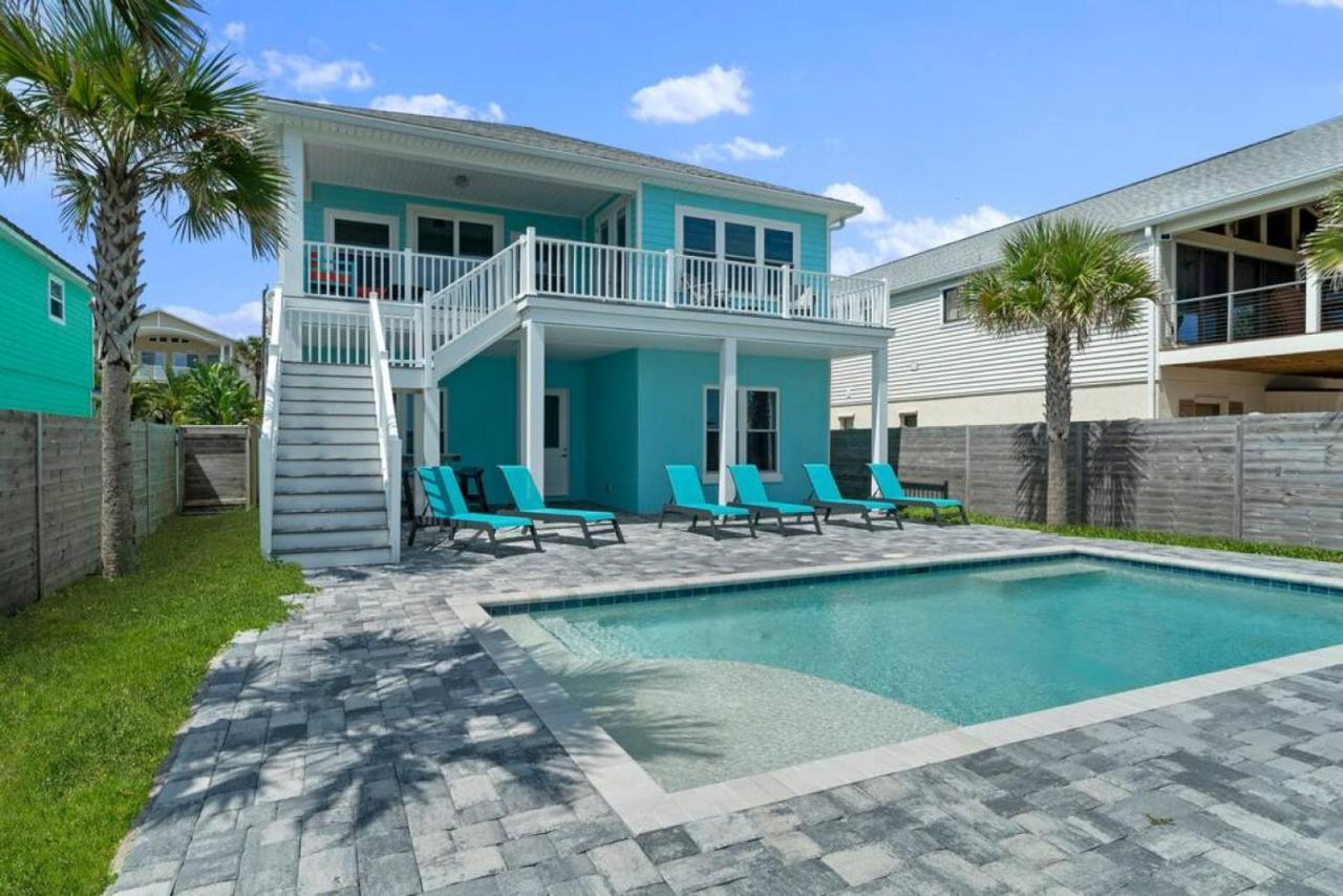Just Beachy Spectacular Oceanfront With Heated Pool Holiday home