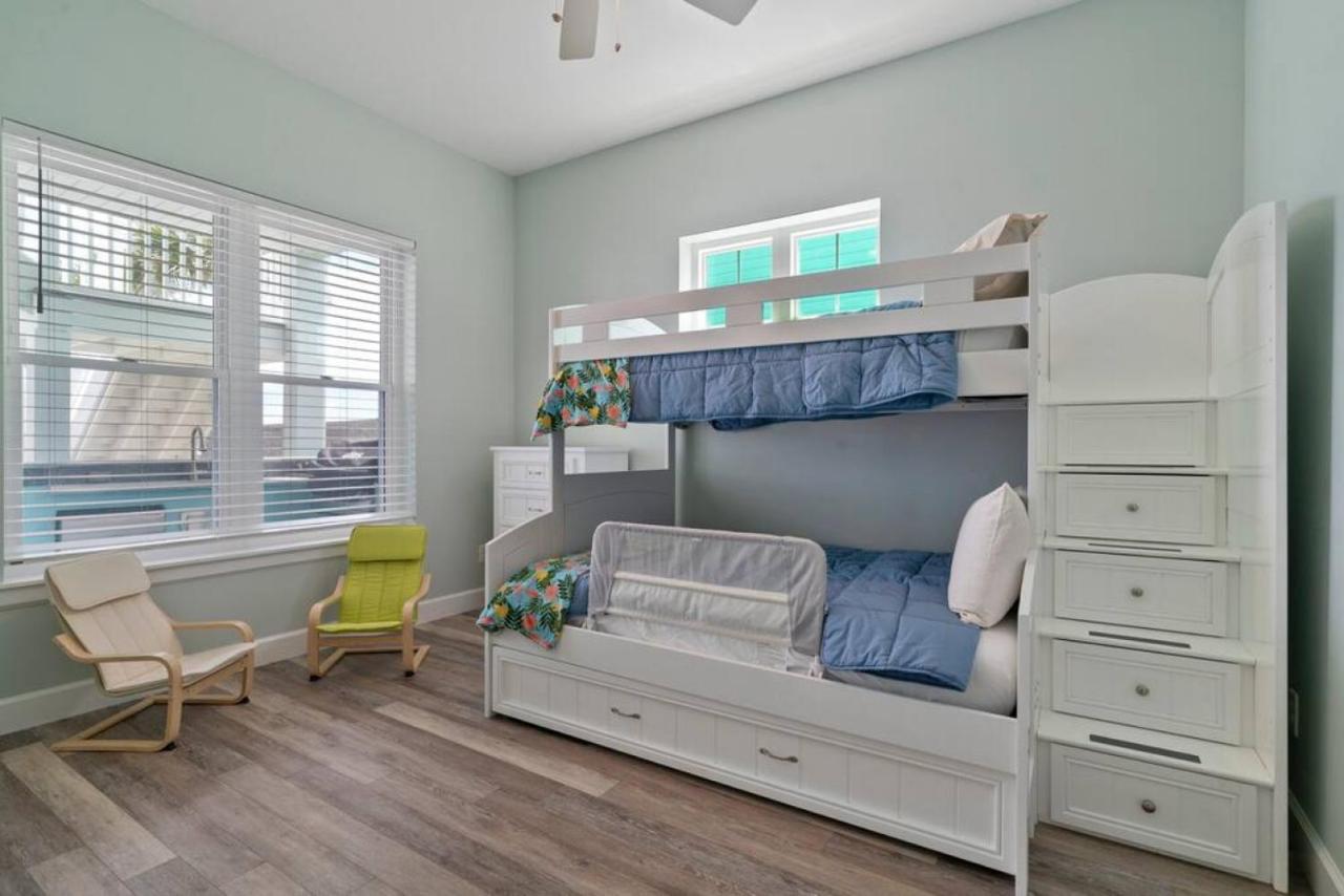 Just Beachy Spectacular Oceanfront With Heated Pool Holiday home St. Augustine