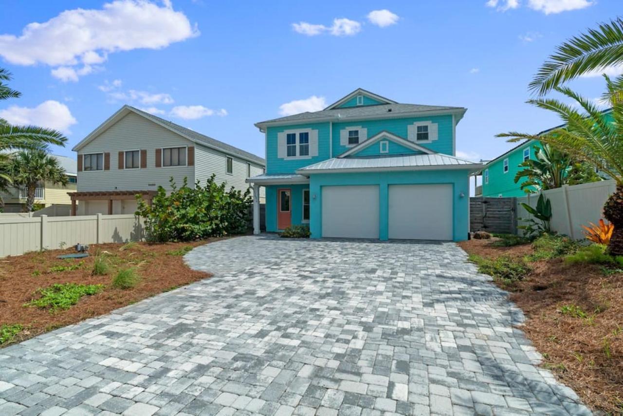 Holiday home Just Beachy Spectacular Oceanfront With Heated Pool