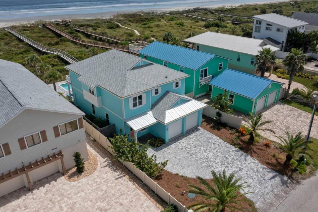 Holiday home Just Beachy Spectacular Oceanfront With Heated Pool