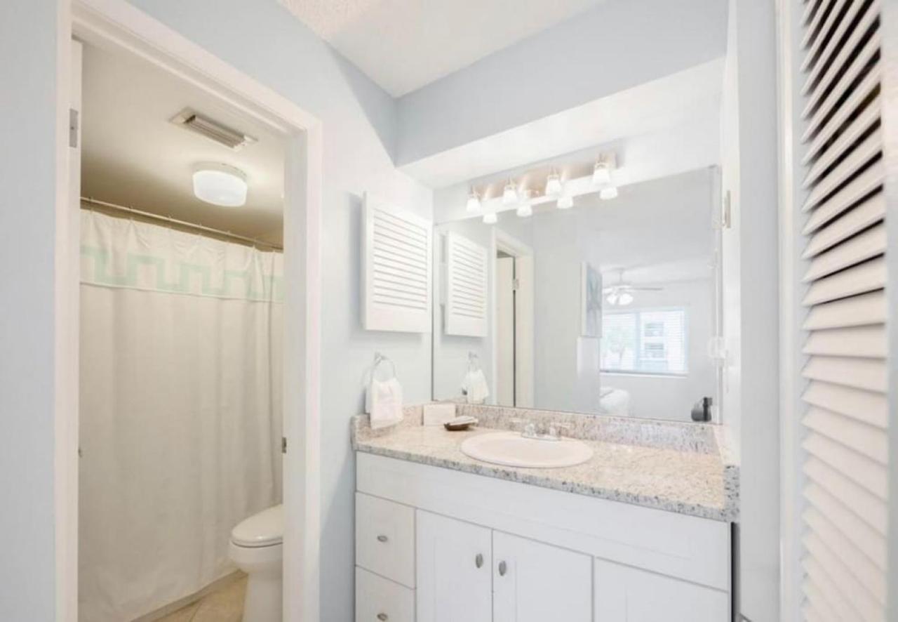 Oasis 21 Oceanfront With Pool