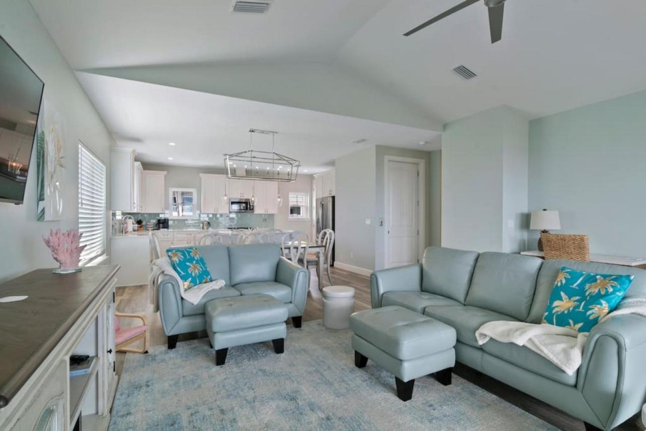 Just Beachy Spectacular Oceanfront With Heated Pool *