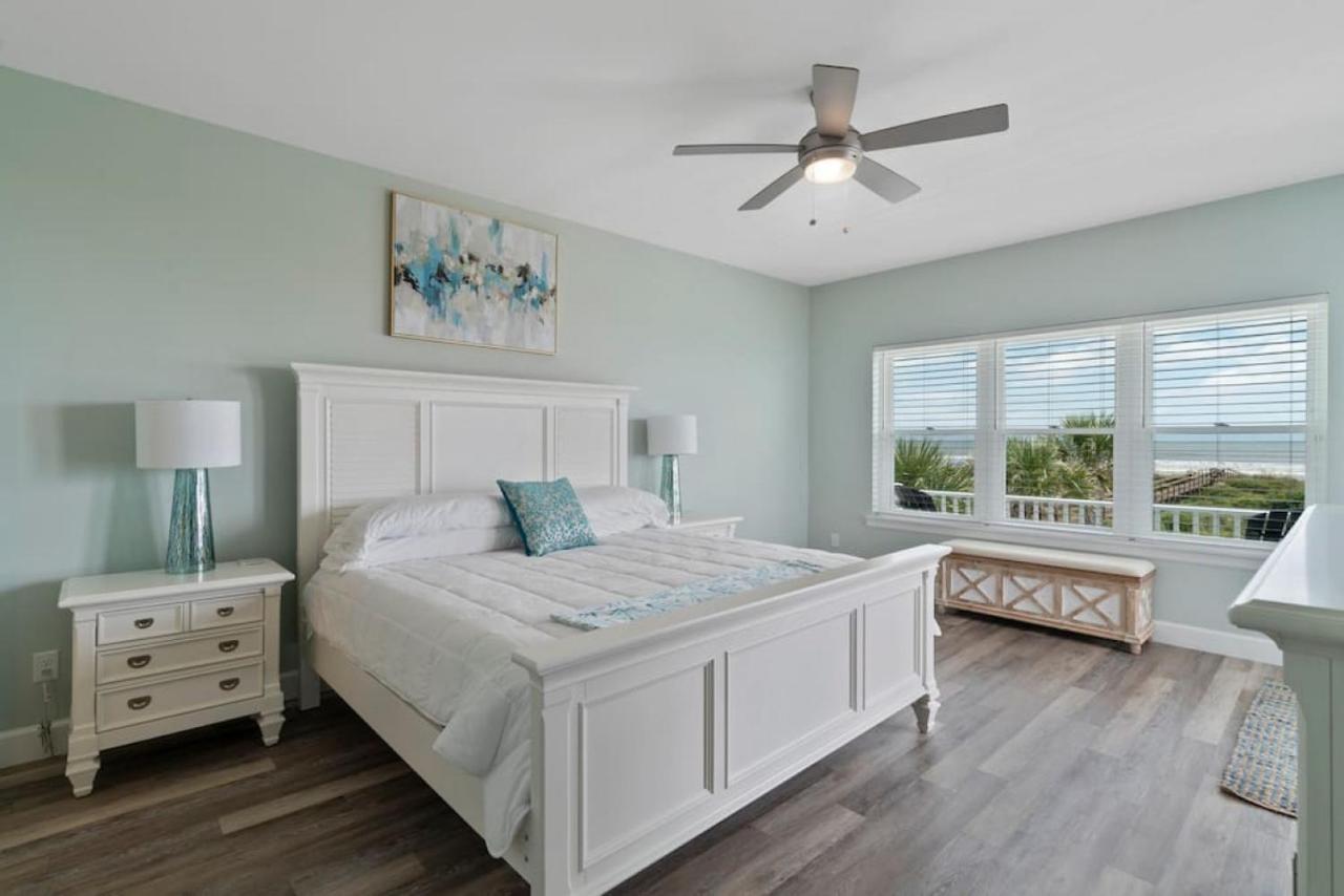Just Beachy Spectacular Oceanfront With Heated Pool