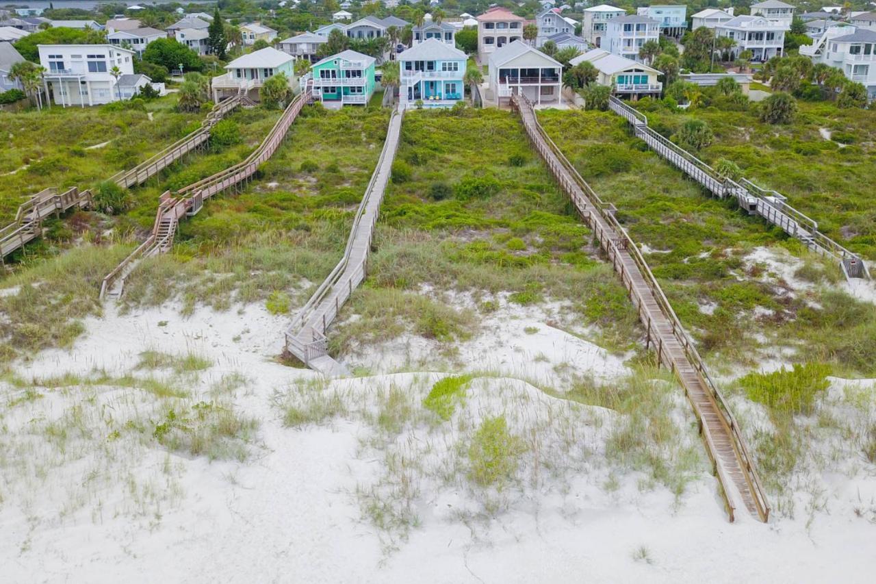 Just Beachy Spectacular Oceanfront With Heated Pool Holiday home
