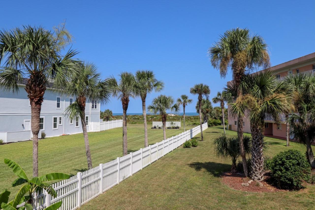 St Augustine And Tennis Club 224 *