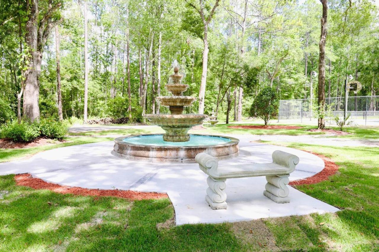 Holiday home Charming Oasis - Ultimate Rustic Getaway! St. Augustine