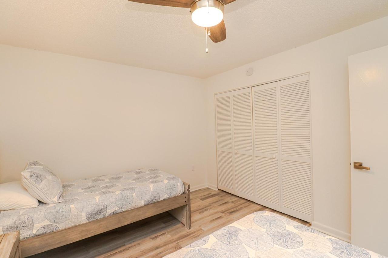 Ocean Village Club J23 *