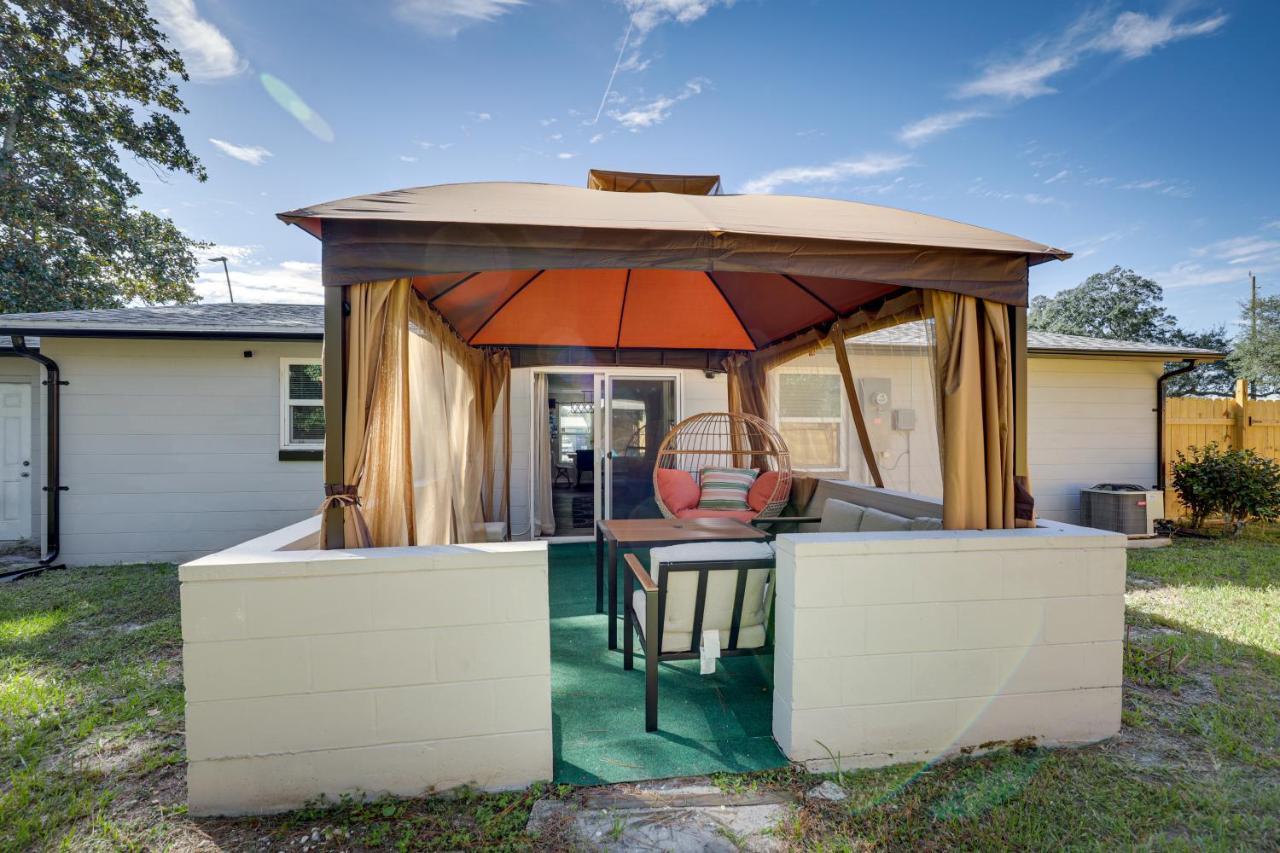 St Augustine With Fire Pit And Amenity Access!