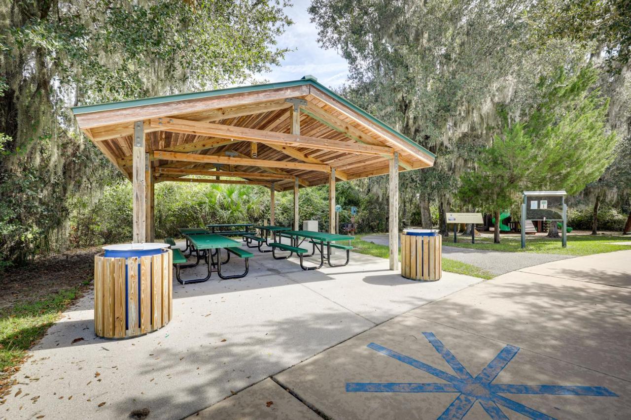 St Augustine With Fire Pit And Amenity Access!