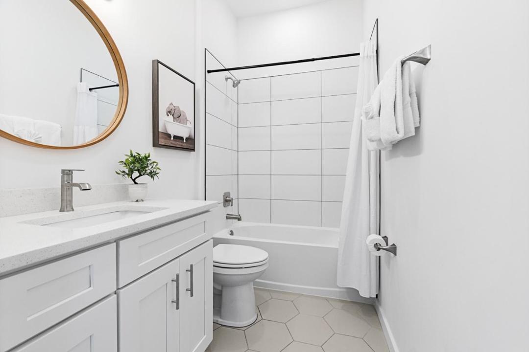 Holiday home Contemporary Charm Mins To Dntn And St. Augustine