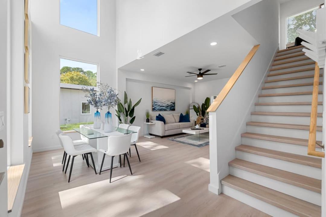 Holiday home Contemporary Charm Mins To Dntn And St. Augustine