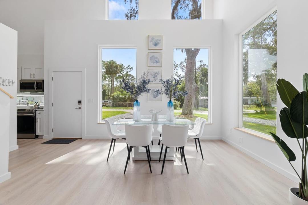 Contemporary Charm Mins To Dntn And * St. Augustine