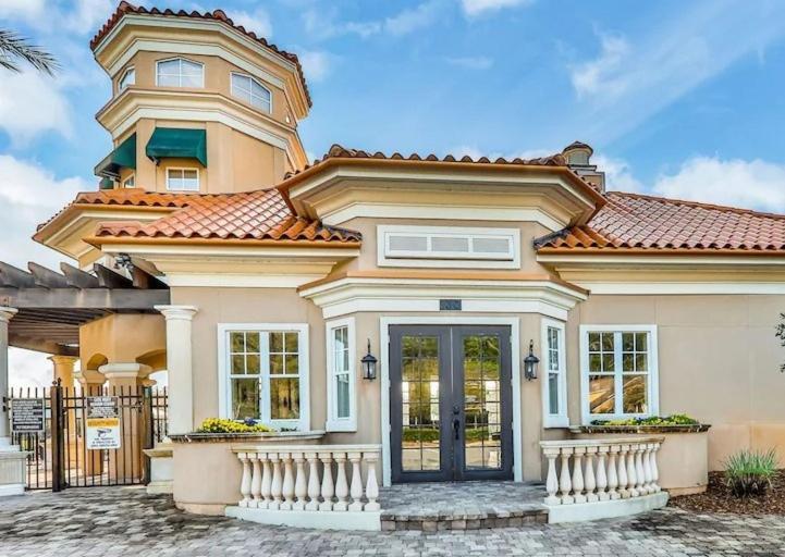Exquisite Waterfront Retreat St. Augustine