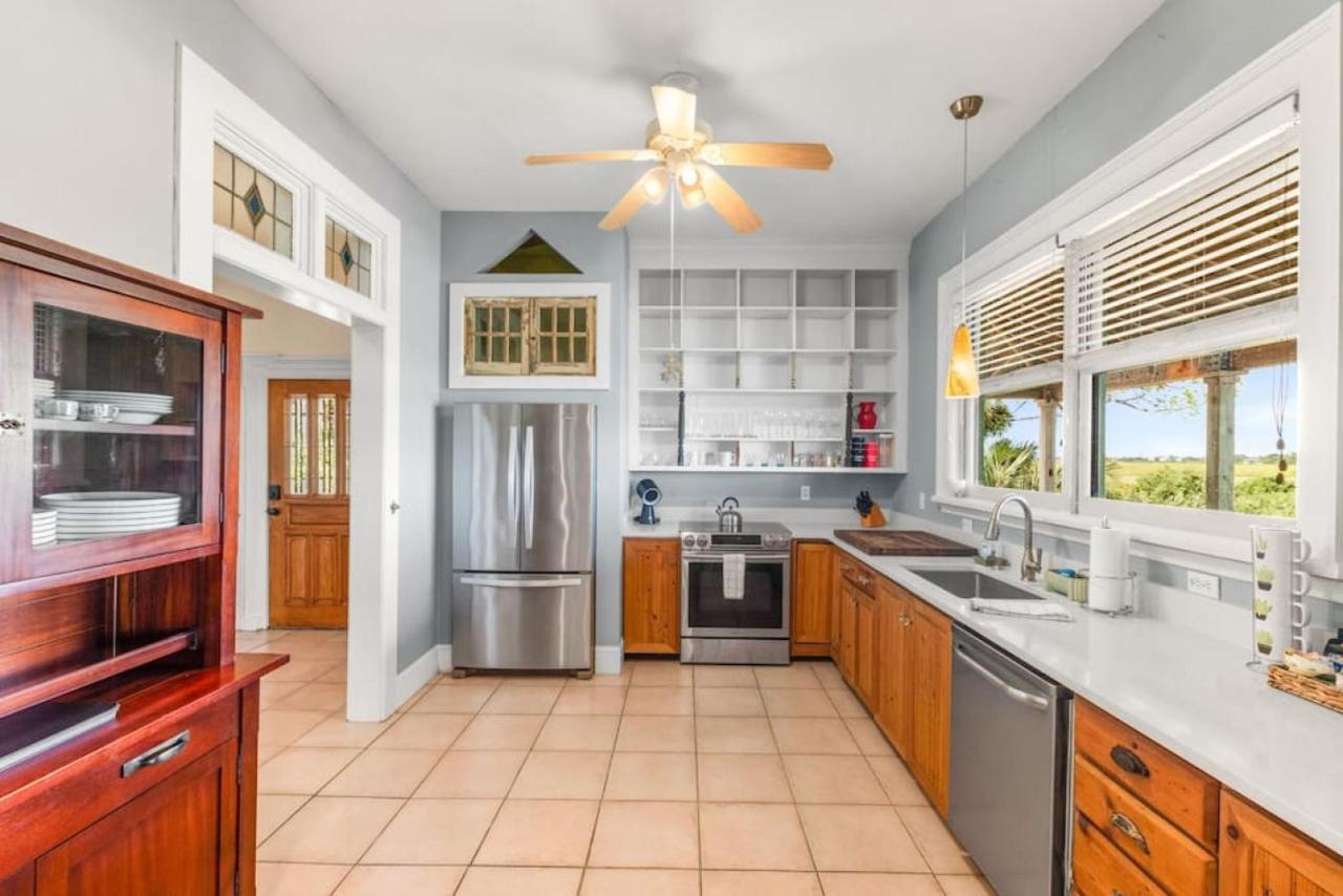 Back Bay Hideaway Holiday home