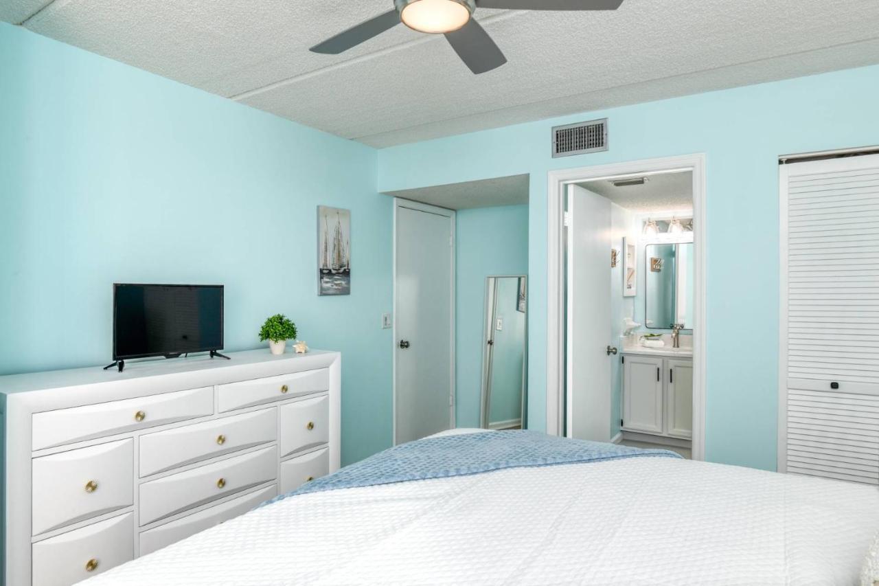 Ocean And Racquet 8208 Holiday home