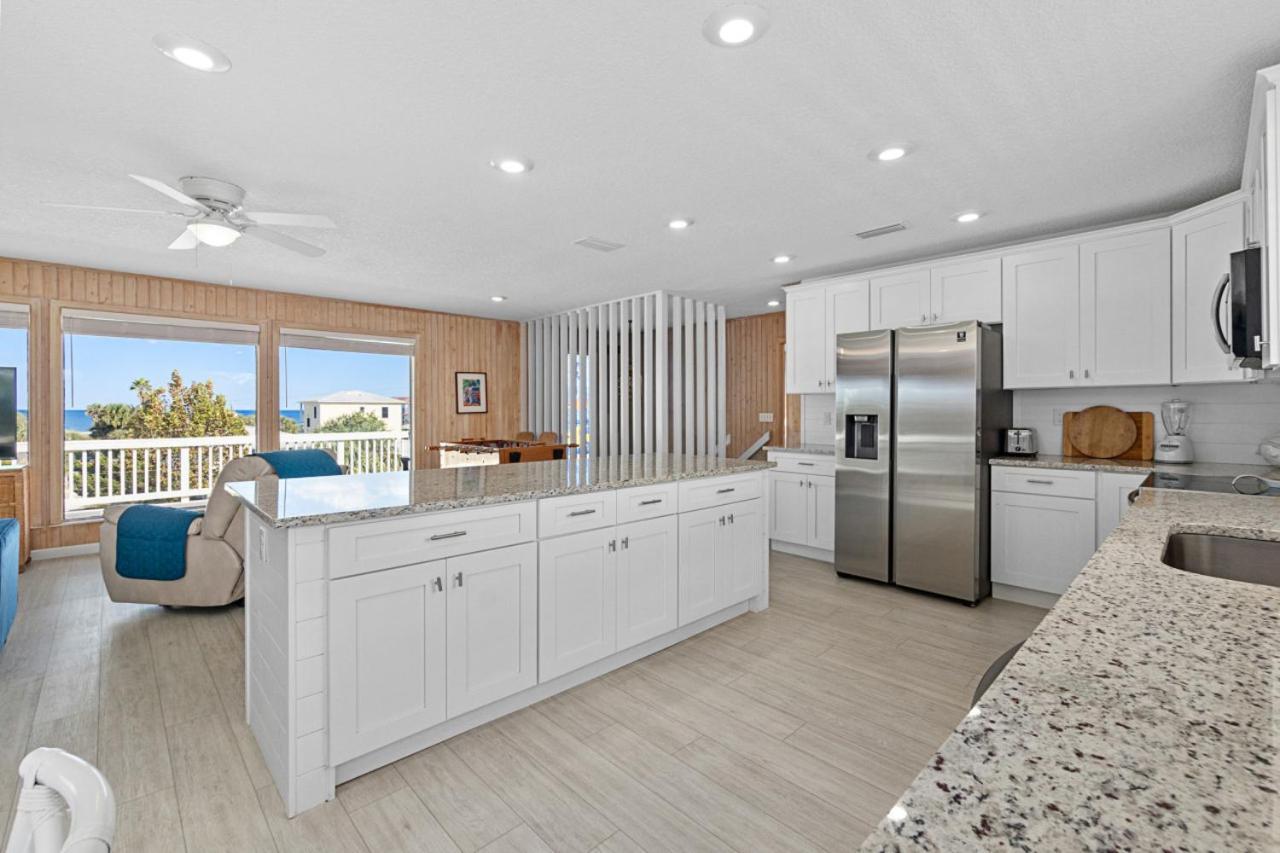 Pet Friendly In With Wrap-around Porches And Close Proximity To *