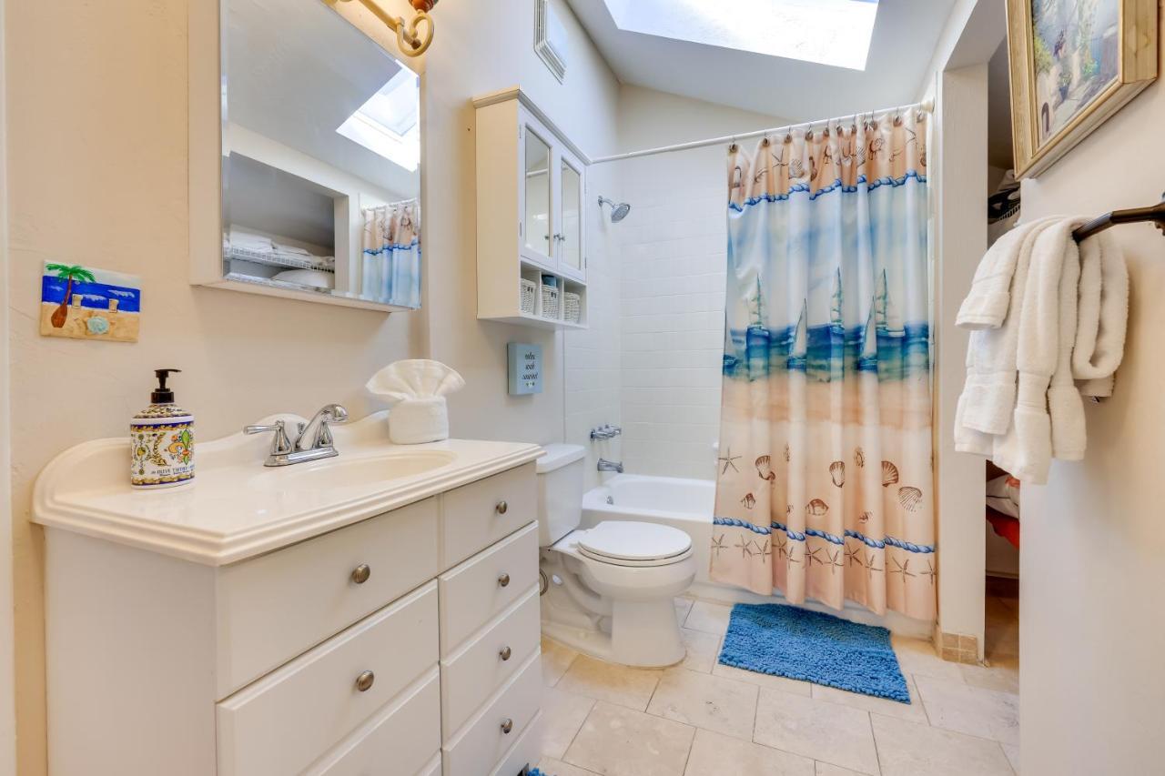 Serene St Augustine Townhome Walk To Beach! Holiday home *