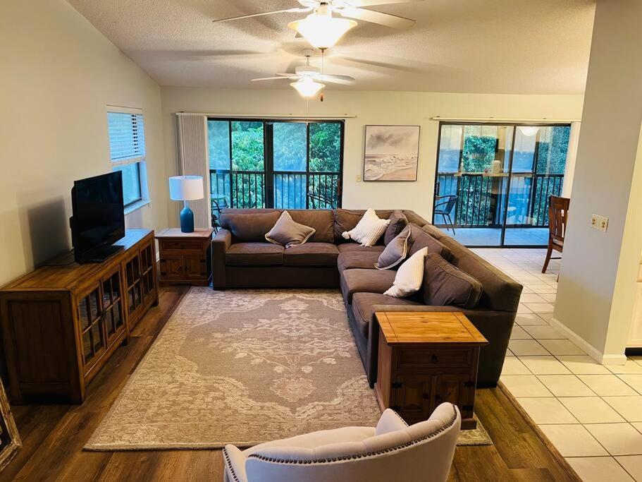 Private Retreat Under Oak Canopy Apartment St. Augustine