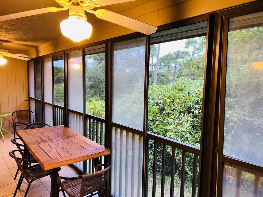 Private Retreat Under Oak Canopy Apartment St. Augustine